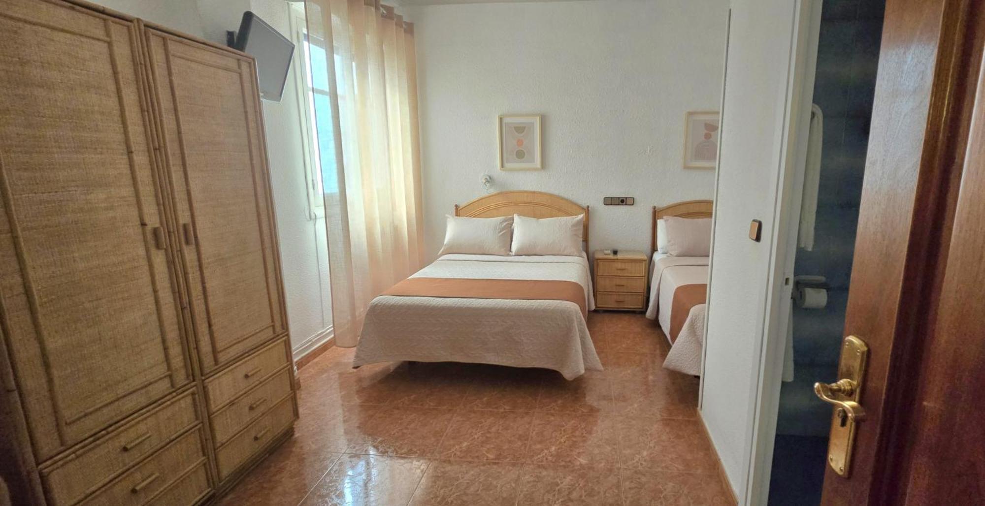 Hostal Prada Мадрид Экстерьер фото