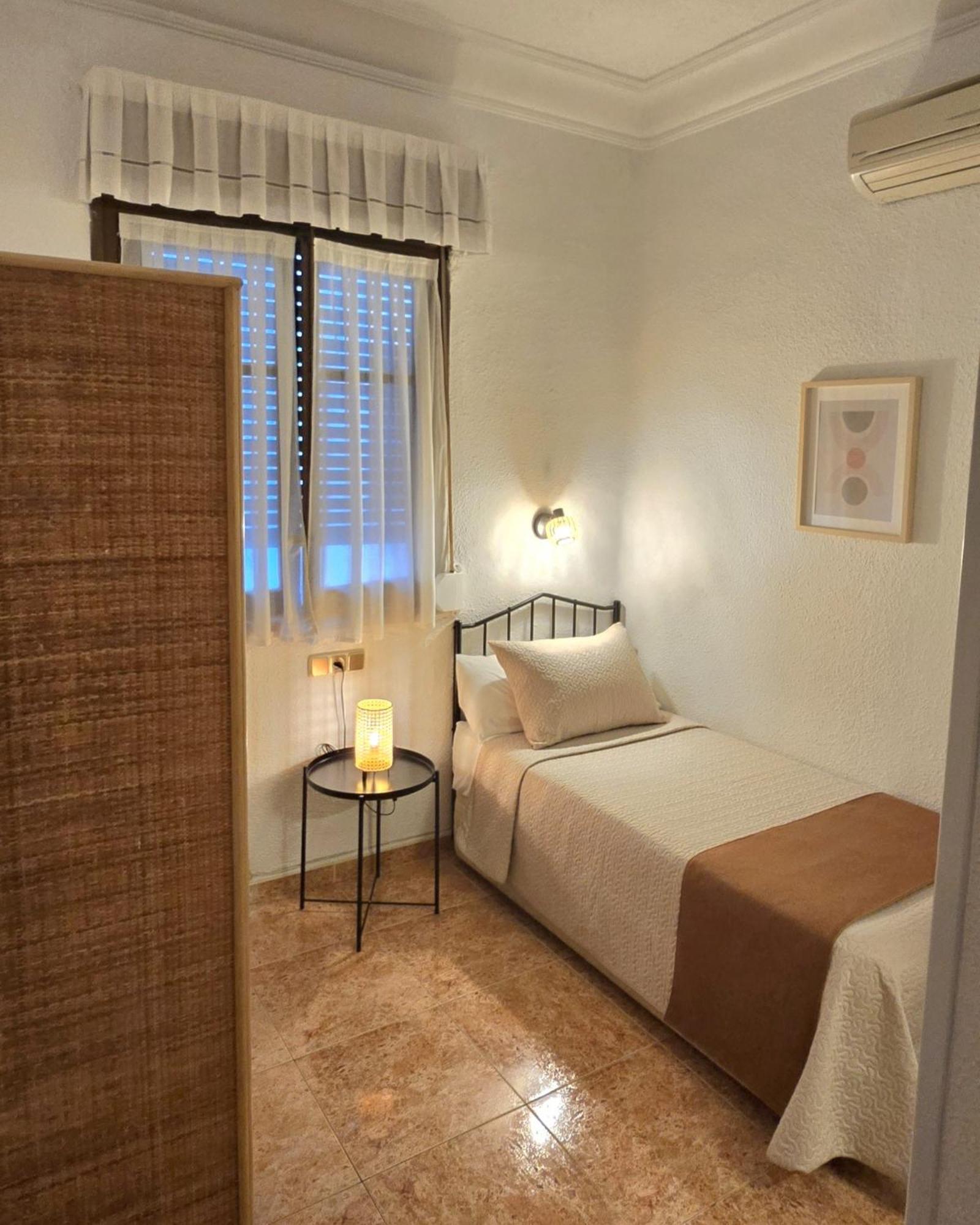 Hostal Prada Мадрид Экстерьер фото