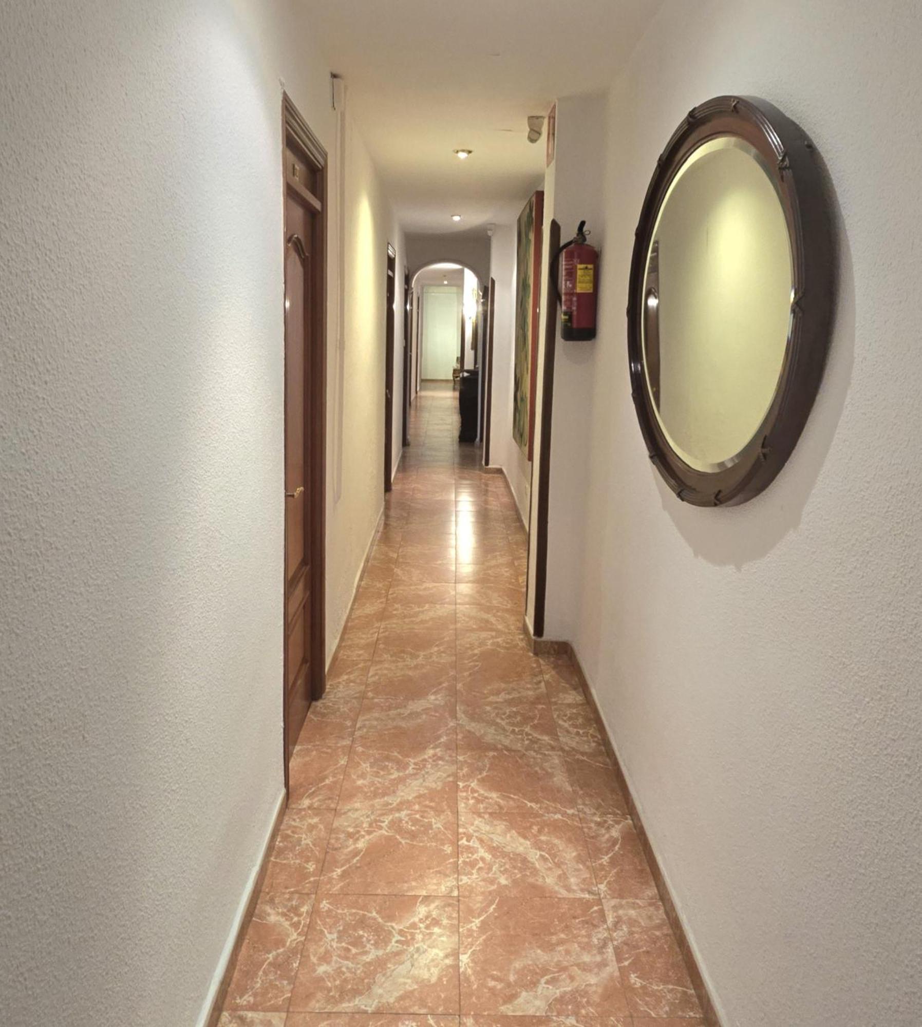 Hostal Prada Мадрид Экстерьер фото